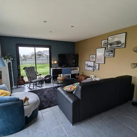 Holiday home Maison De Famille, 5min Des Plages